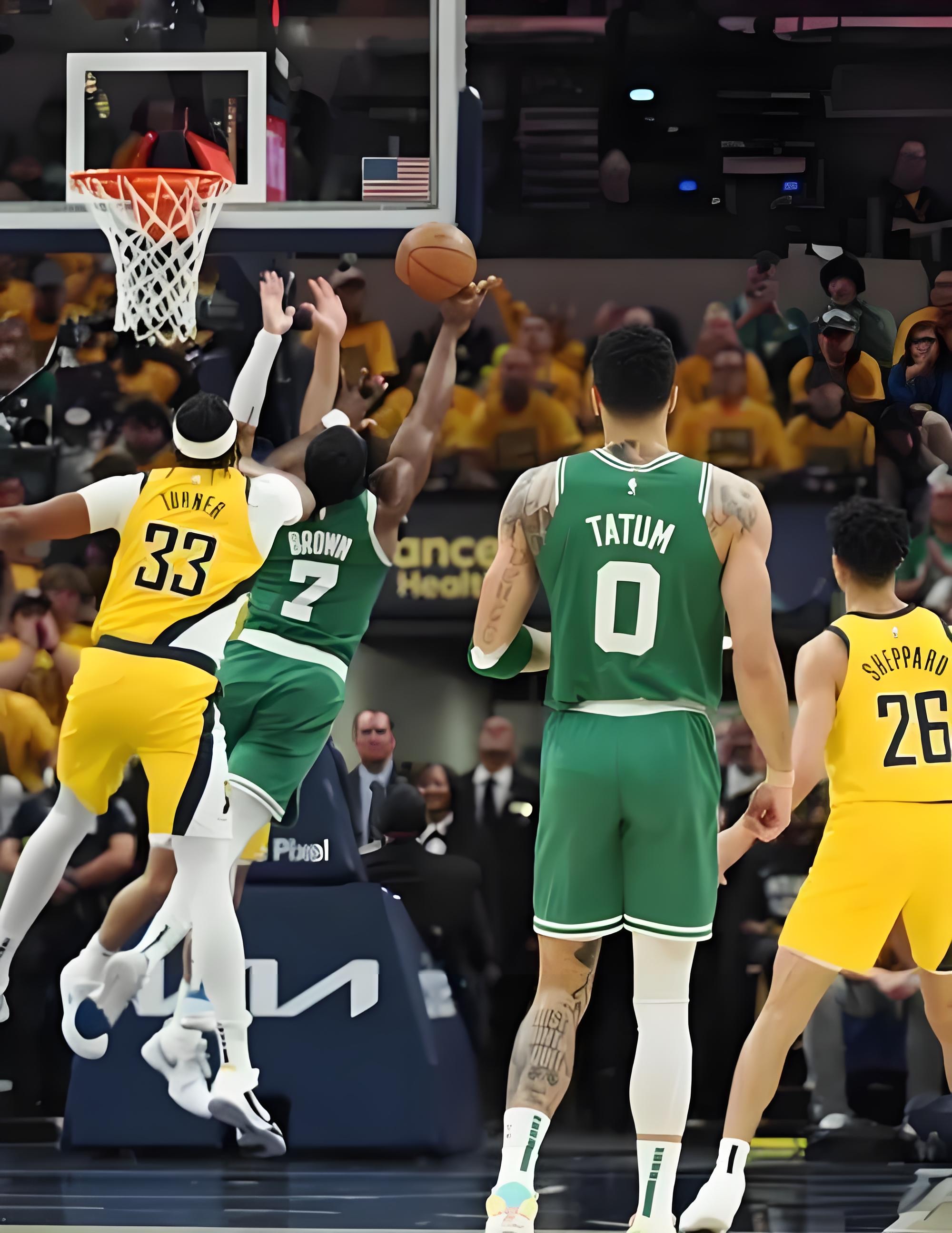 包含印第安纳步行者冲刺阶段刷新队史纪录，志在NBA总决赛名次提升，气氛紧张，控场能力受关注的词条