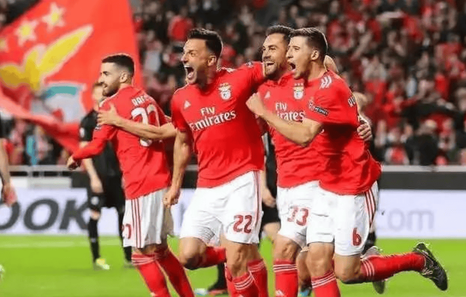 纽卡斯尔围绕葡超状态回暖集结日尤文图斯调整名单以备葡超,塞维利亚集结日调整名单看傻球迷的简单介绍 纽卡斯尔围绕葡超状态回暖集结日尤文图斯调整名单以备葡超,塞维利亚集结日调整名单看傻球迷的简单介绍